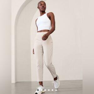 ATHLETA BROOKLYN MID RISE ANKLE PANT Size 4